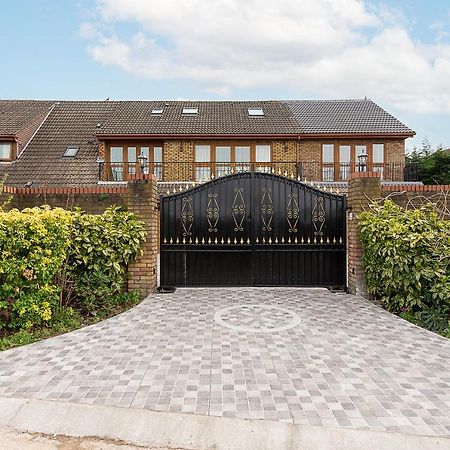 Boutique Green Acre Views Slough Luaran gambar