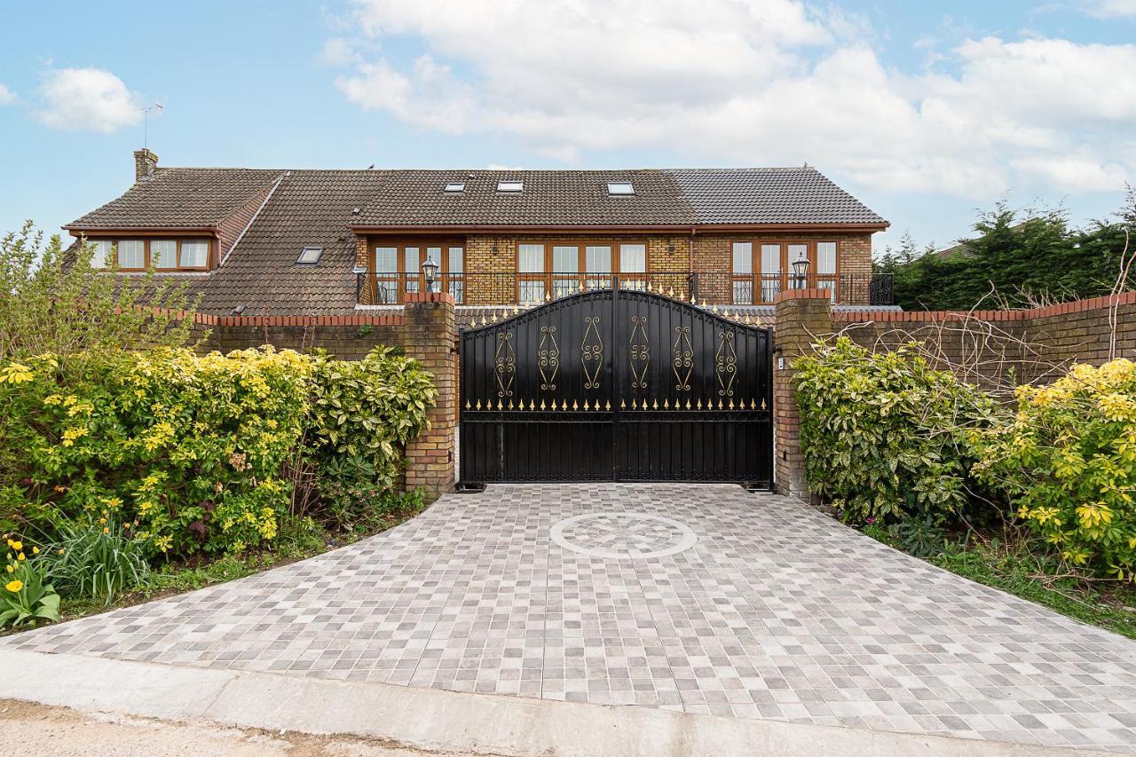 Boutique Green Acre Views Slough Luaran gambar