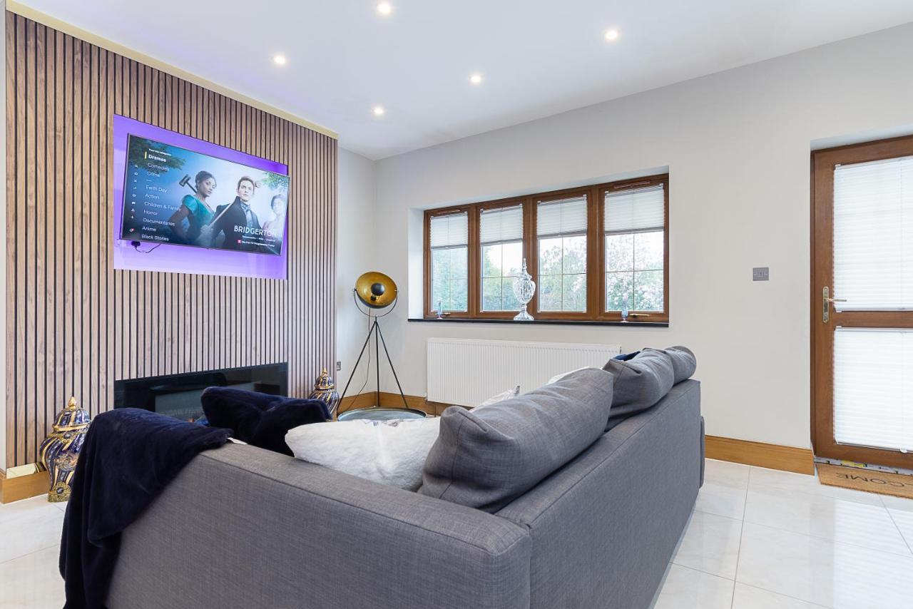 Boutique Green Acre Views Slough Luaran gambar